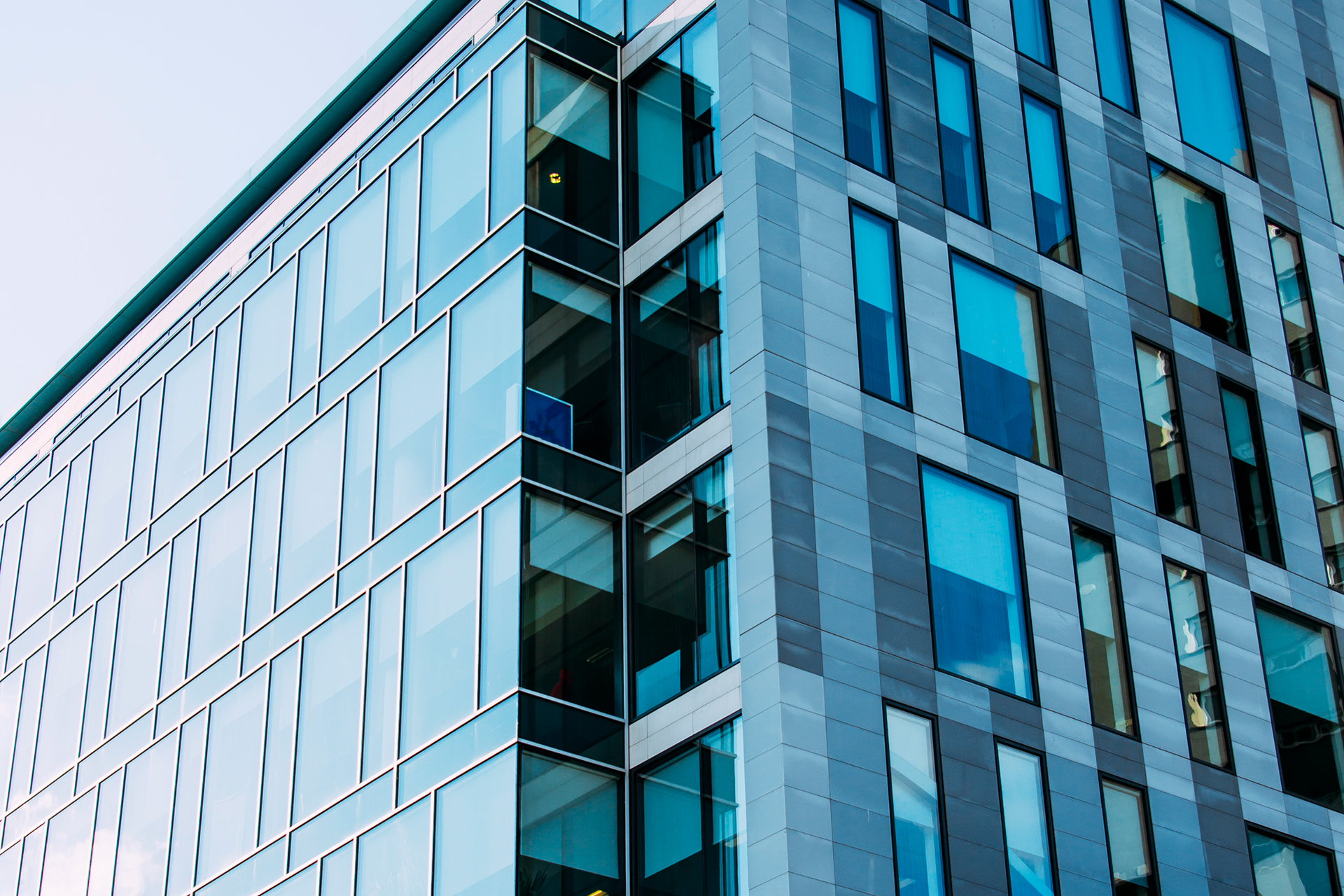 정성이 머무는 순간, <br>공간이 달라집니다.