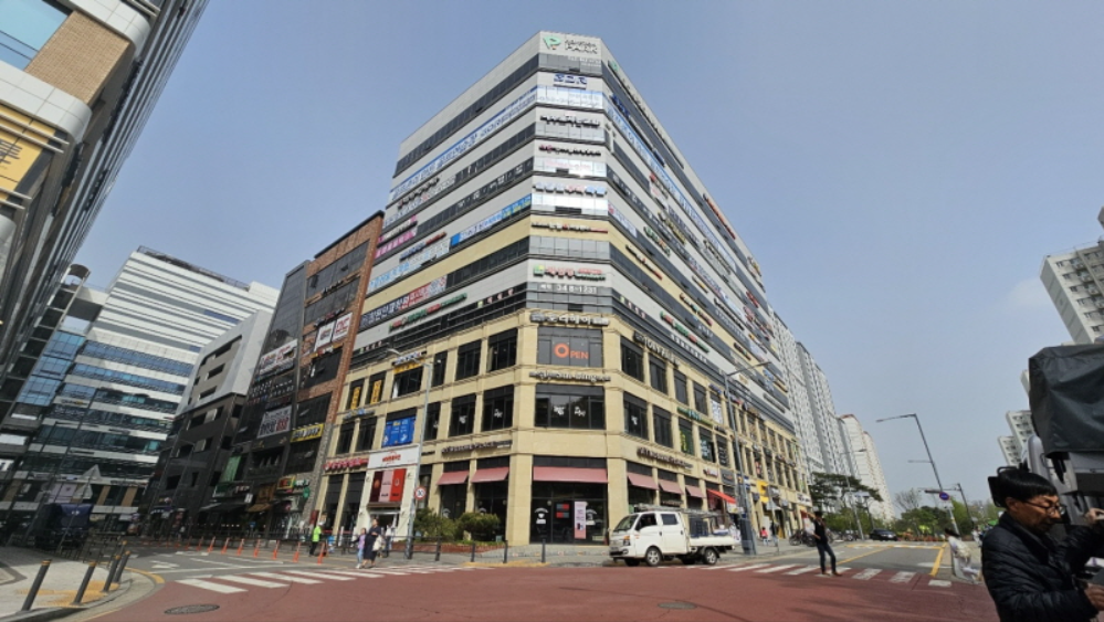 오앤에스골드타워  전경